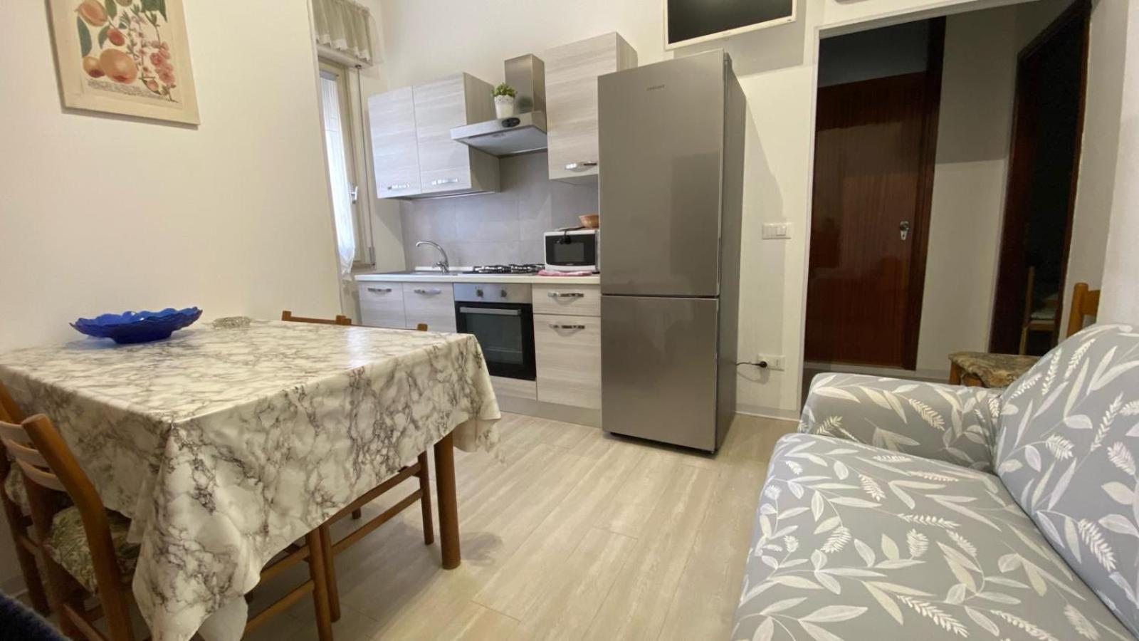 Vacanzemarecervia Appartamenti Terzo Piano Luaran gambar